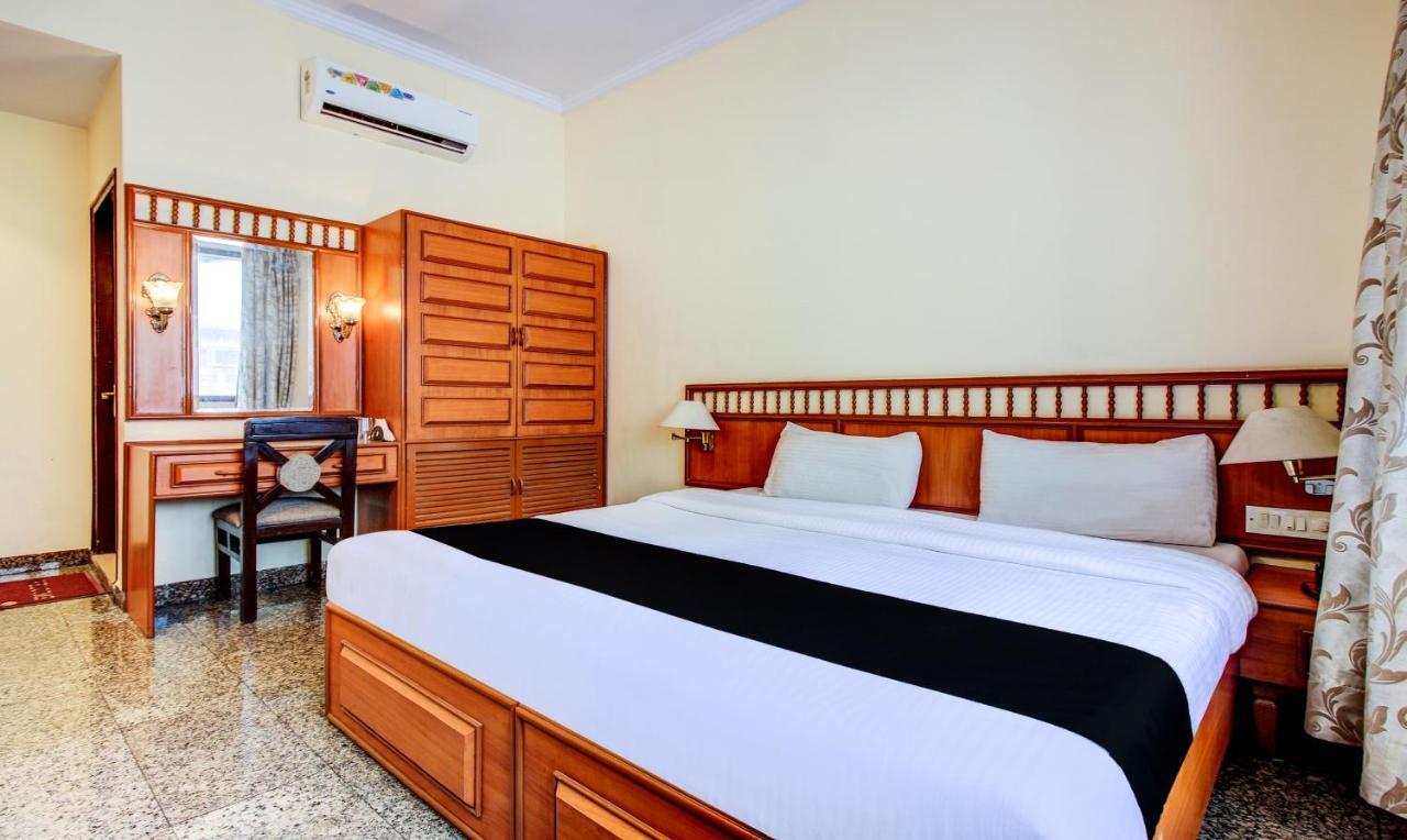 Hotel Kadamb Residency Bombaj Zewnętrze zdjęcie
