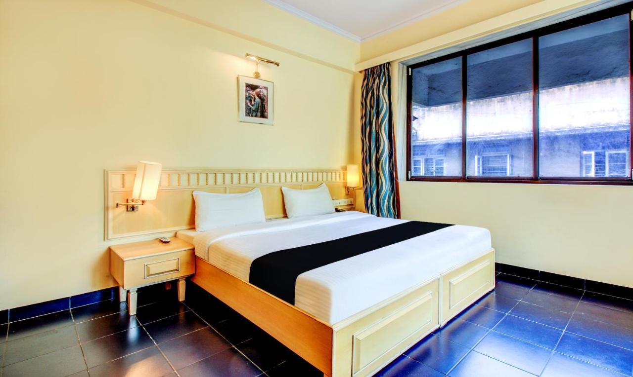 Hotel Kadamb Residency Bombaj Zewnętrze zdjęcie